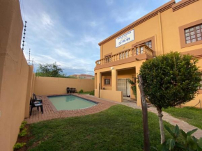 Muas Suites Guest House